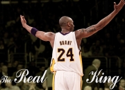 开云体育直播-绿茵场上的乒乓回响，当英格兰力克波兰，张继科的影子惊艳四座