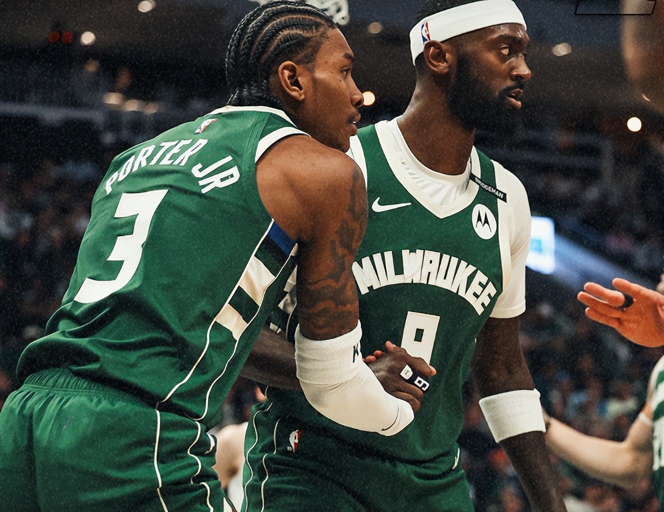 雄鹿B队强势灰熊，卡鲁索一己之力扛起全队的简单介绍