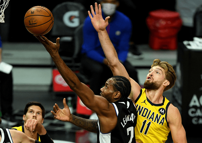 关于鹈鹕血洗步行者，乔治·希尔送出助攻的信息