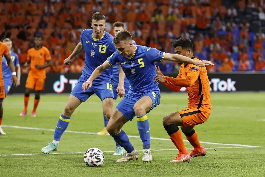 英格兰羽毛球队绝杀日本羽毛球队，安赛龙统治全场的简单介绍