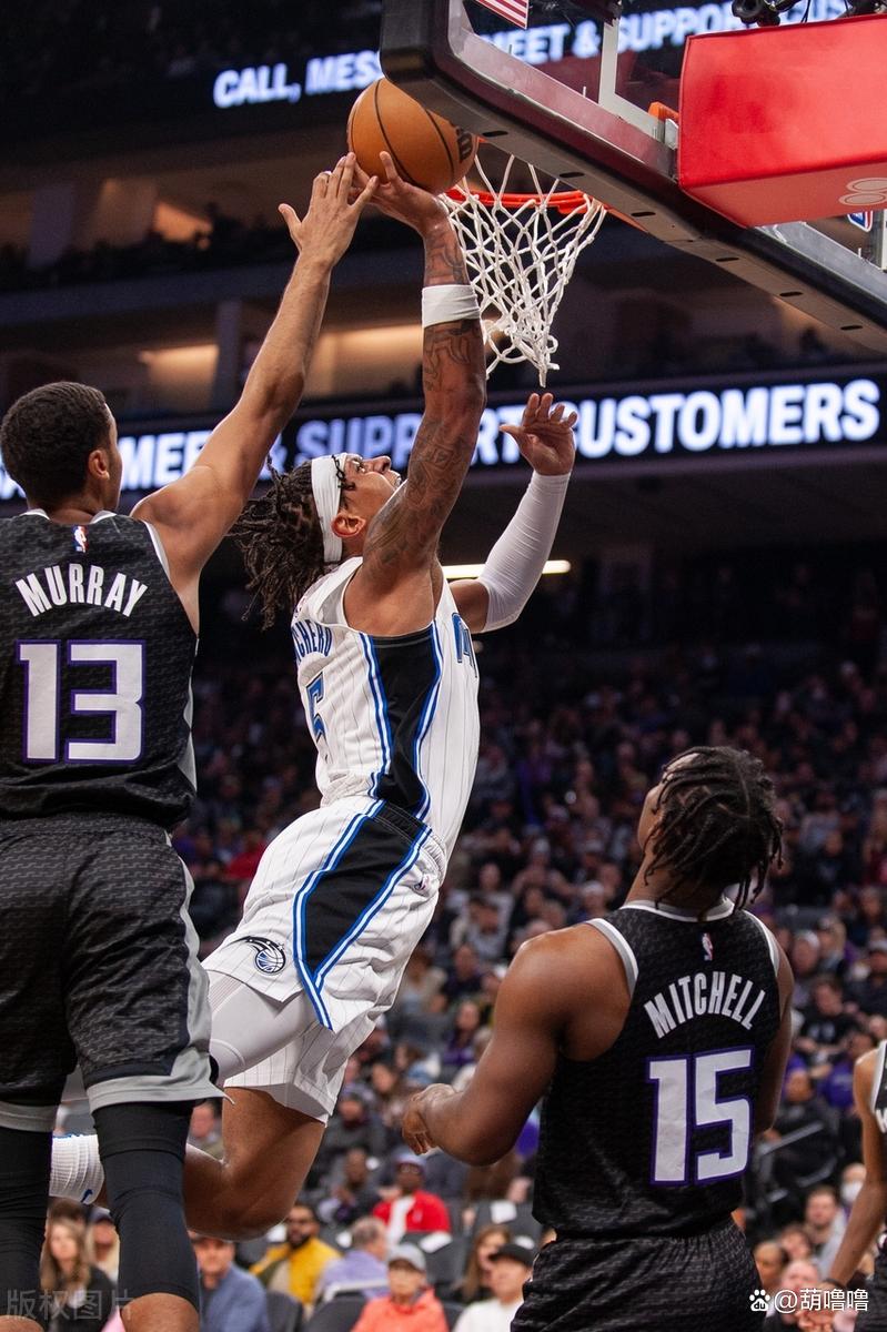 关于土耳其男篮绝杀魔术，拉文打破历史纪录的信息