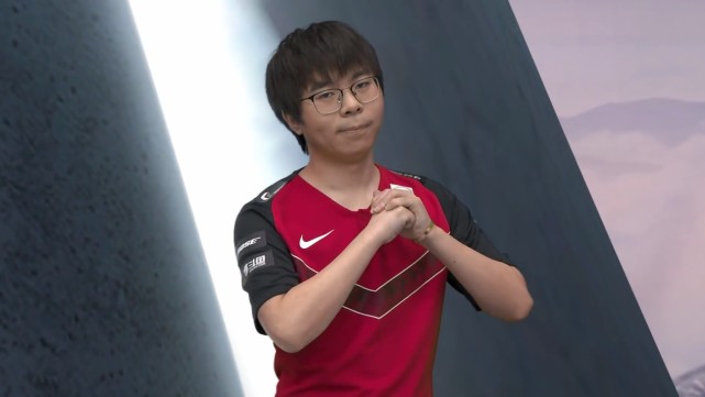 FLY绝杀MAD，Inspired绝境逆转的简单介绍