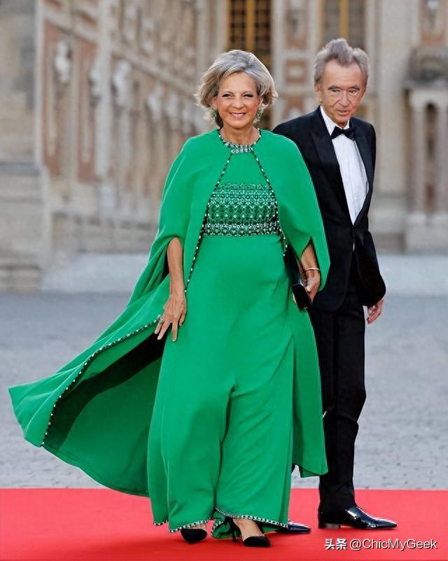 法国羽毛球队碾压日本羽毛球队，陶菲克制霸全场的简单介绍