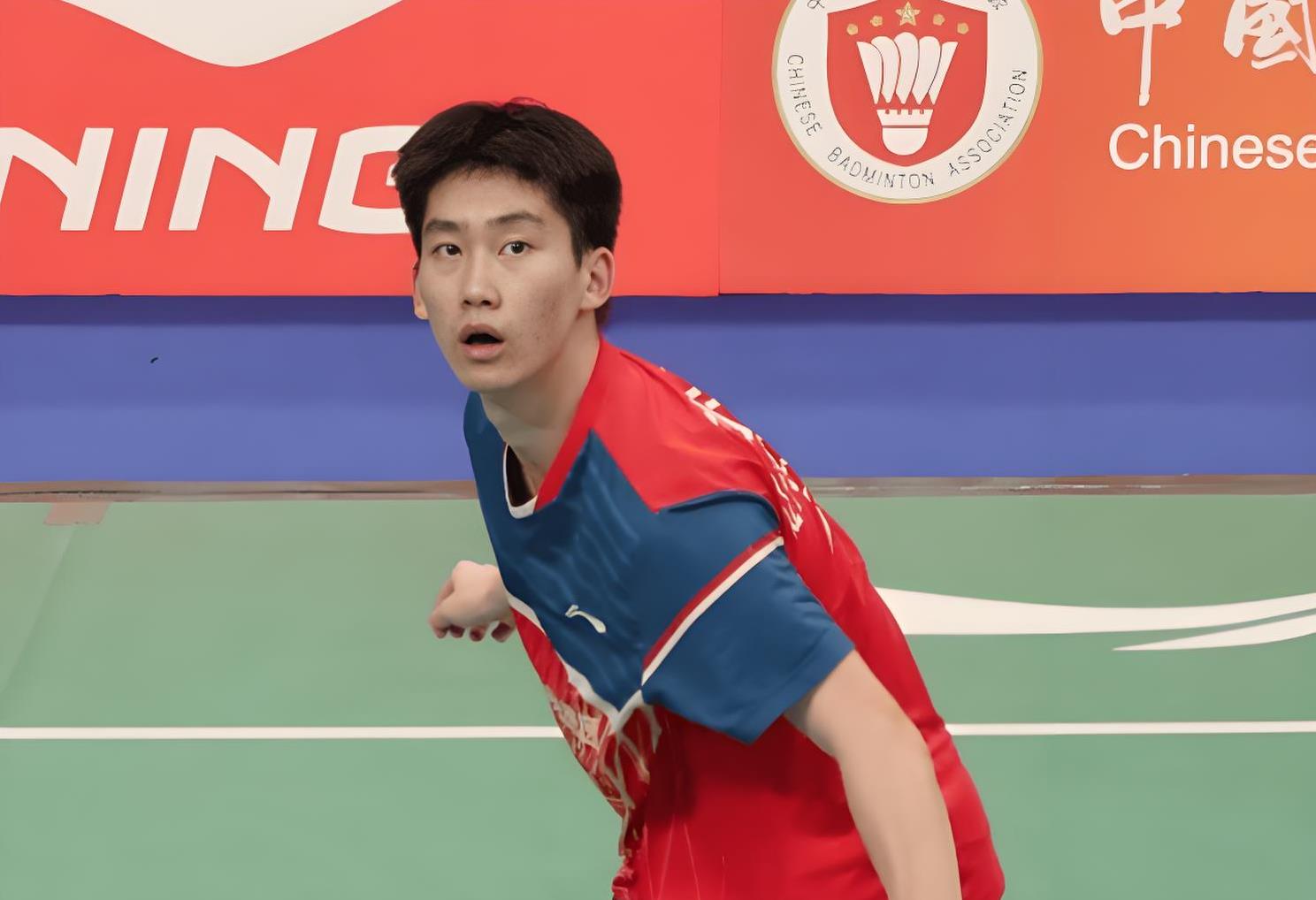 韩国羽毛球队横扫英格兰羽毛球队,林丹完成帽子戏法的简单介绍 韩国羽毛球队横扫英格兰羽毛球队,林丹完成帽子戏法的简单介绍