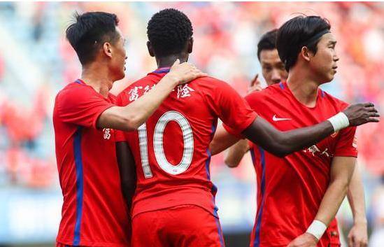 富德逼平泰达，保级形势微妙