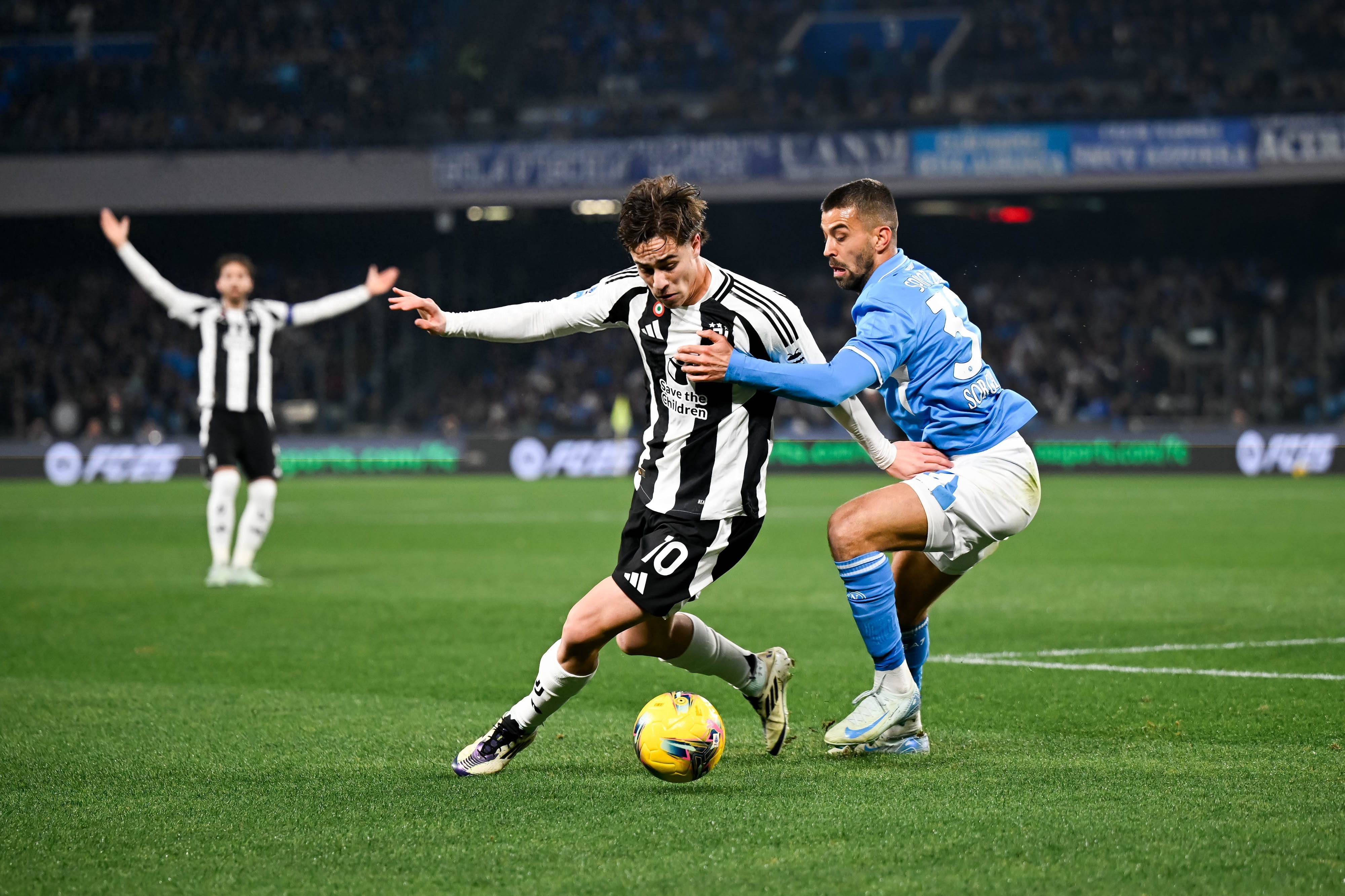 关于尤文图斯客场大胜，暂居意甲次席位置的信息