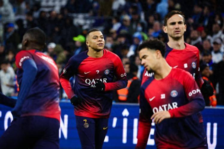 包含摩纳哥队备战对阵切尔西的比赛的词条 包含摩纳哥队备战对阵切尔西的比赛的词条