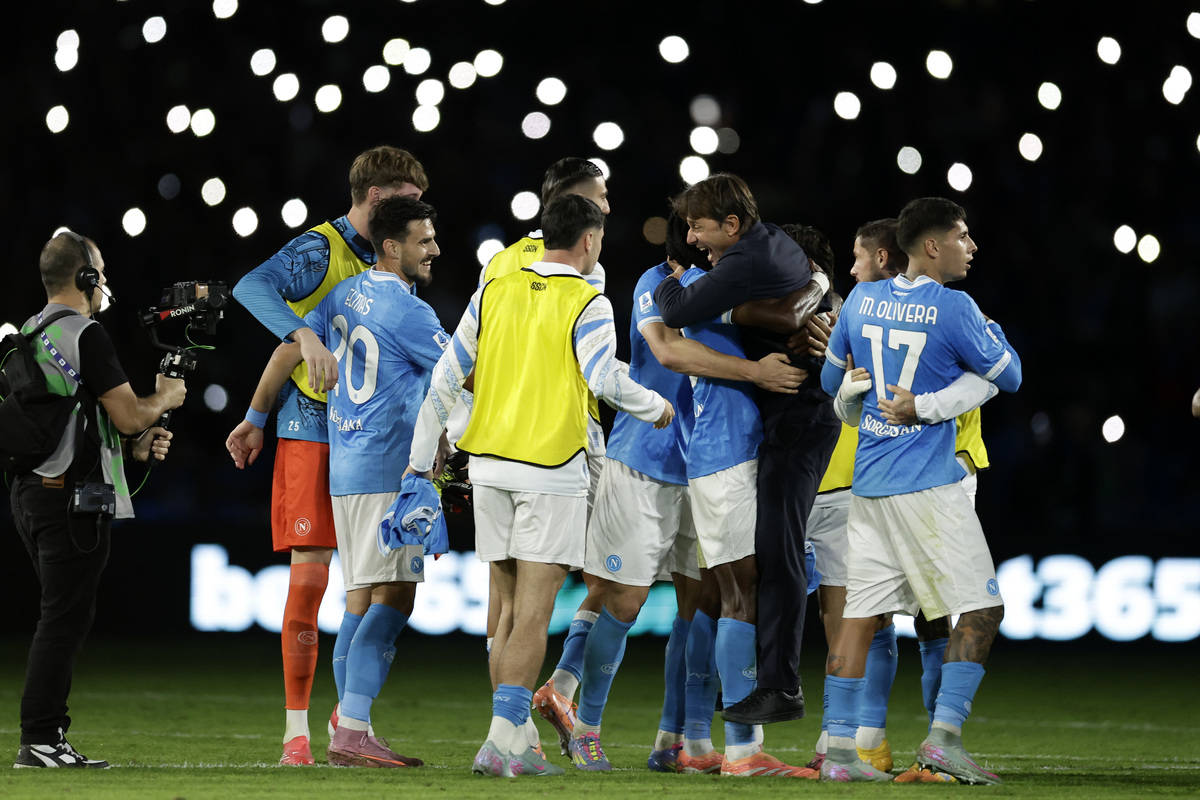 关于佛罗伦萨主场失利,莫雷诺梅开二度助球队获得荣誉的信息 关于佛罗伦萨主场失利,莫雷诺梅开二度助球队获得荣誉的信息