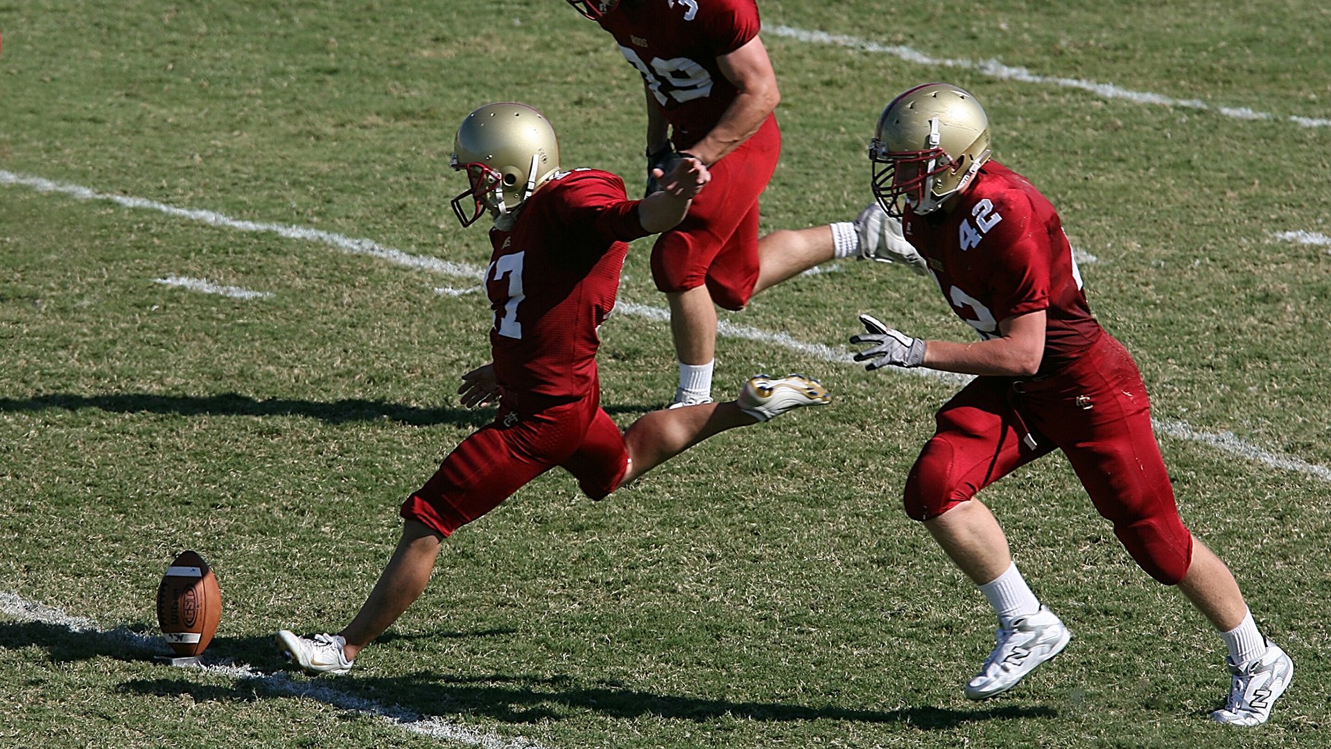 德甲争冠战焦点战，步行者拿下马刺，体育精神的跨界共鸣